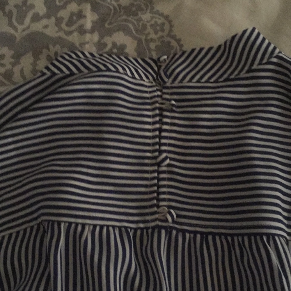 NWT Women’s Loft Striped Blouse sz Medium - Picture 2 of 4